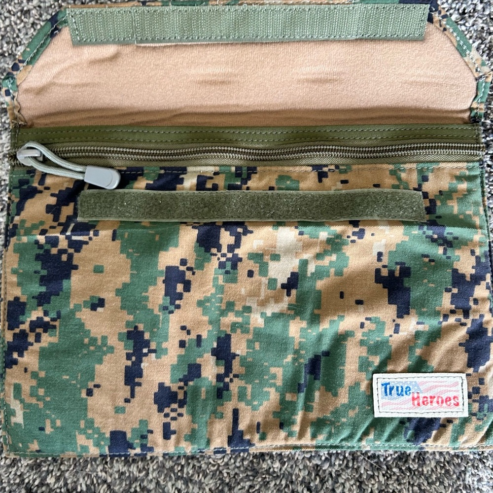 Set of 4 Military Canvas Envelope Pouches for Electronic Dev - Camo, Olive,‎ Tan - Picture 6 of 6